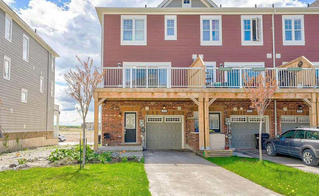 59 SHELBURNE AVENUE Wasaga Beach, Ontario L9Z0J4